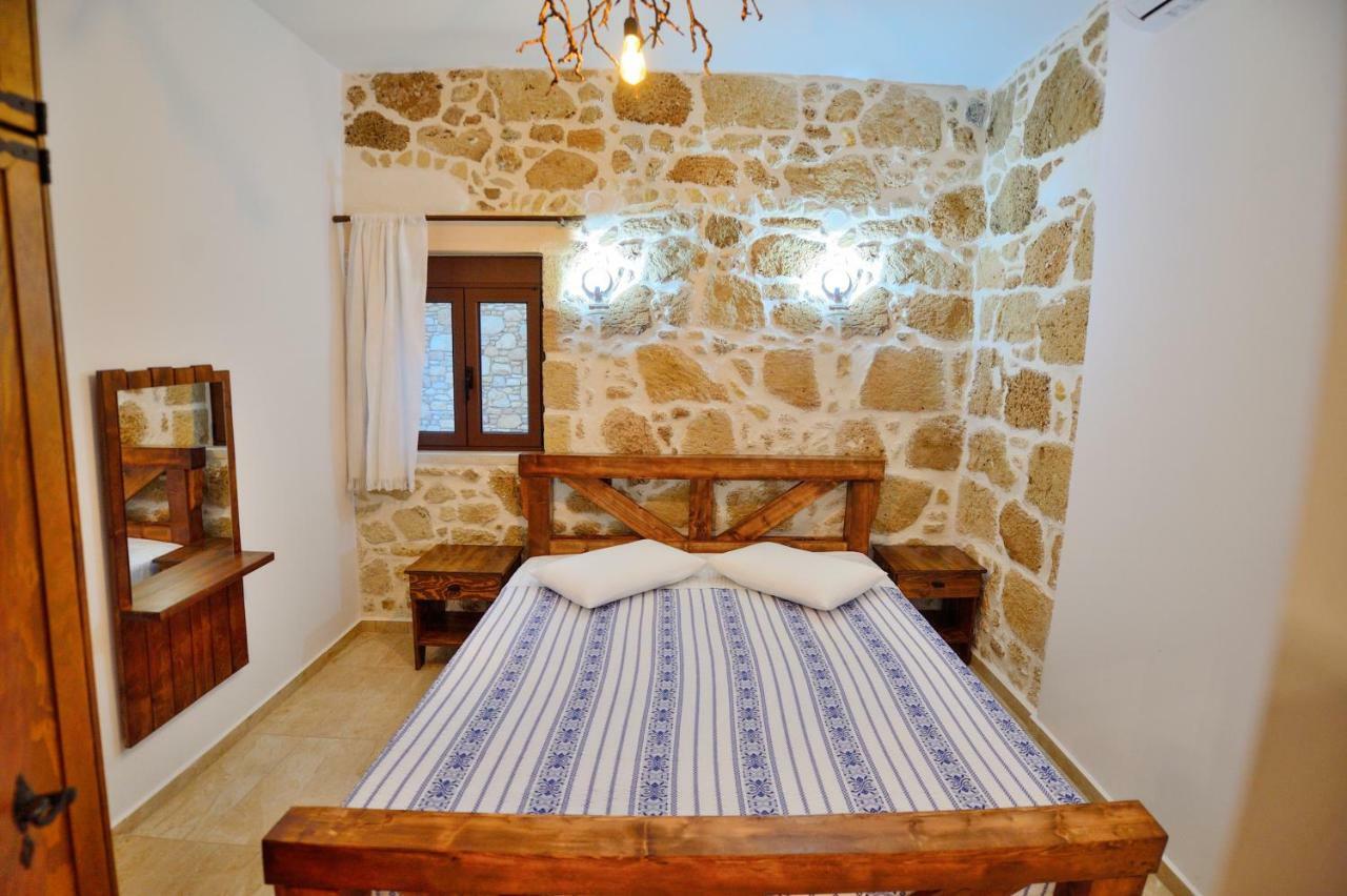 Nemesis Villa Plátanos Buitenkant foto